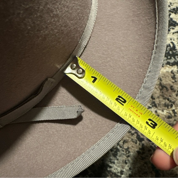 LAST CHANCE Anthropologie Trimmed grey beige felt fedora NEW accessory hat styl - Picture 4 of 4
